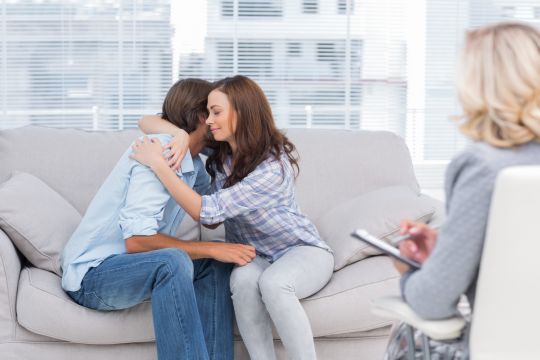 Aile Evlilik Sorunları Danışma Hattı AÇıldı